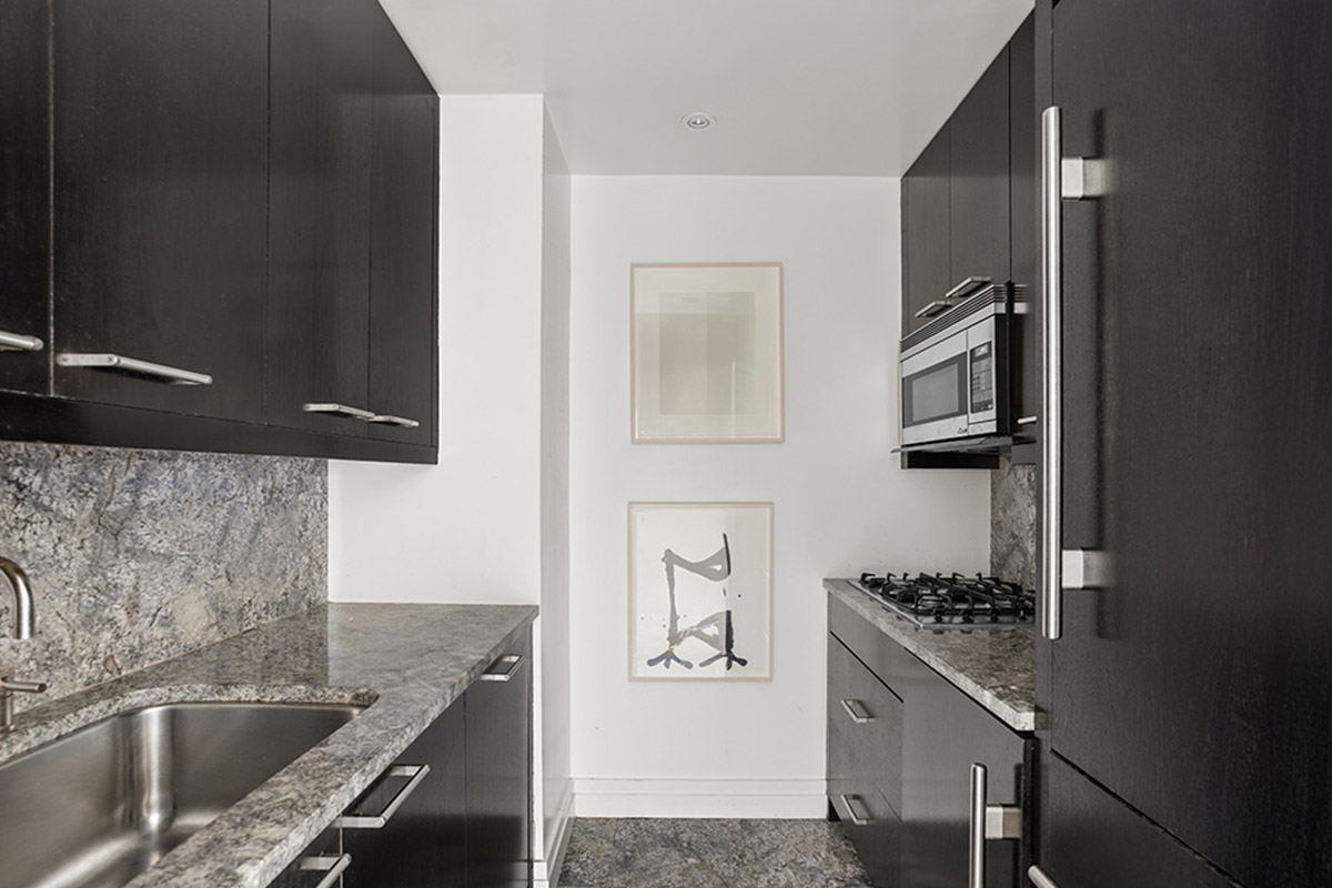 146 West 57th Street, 60D, Metropolitan Tower